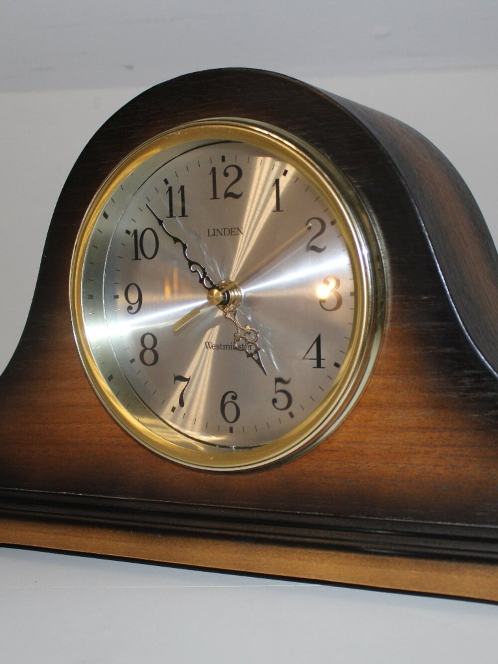 Vintage Linden Wooden Westminster Mantle Clock Quartz Tested Working